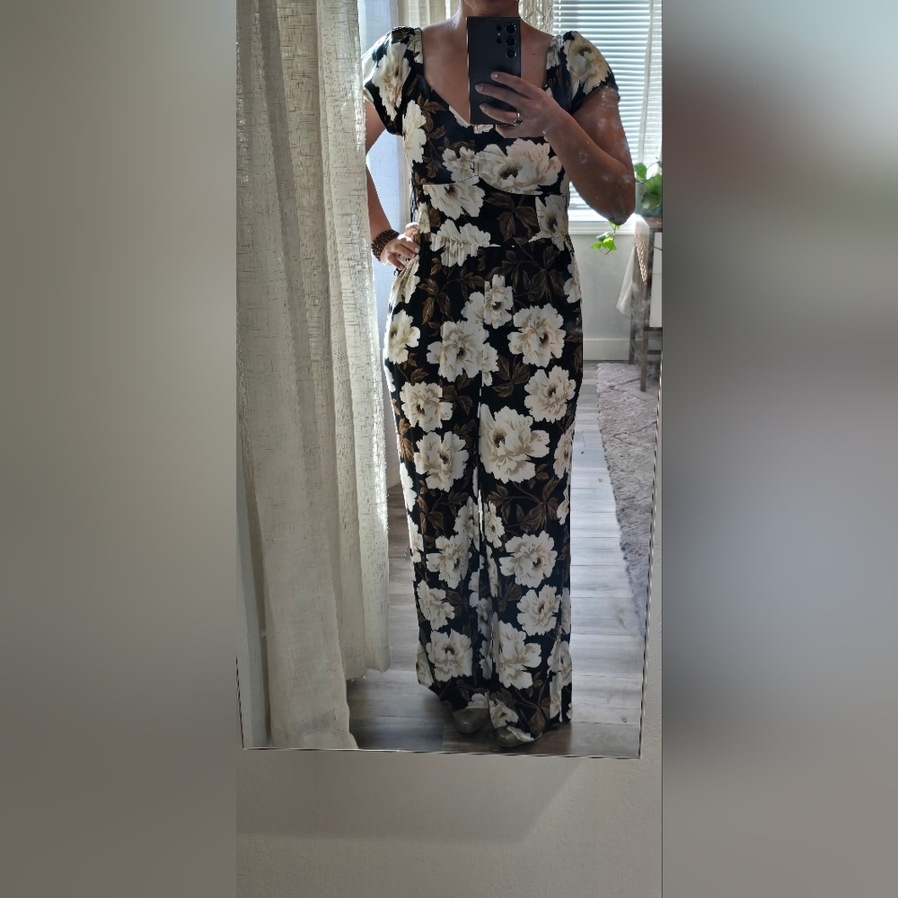 Old Navy Black and White Floral Jumpsuit